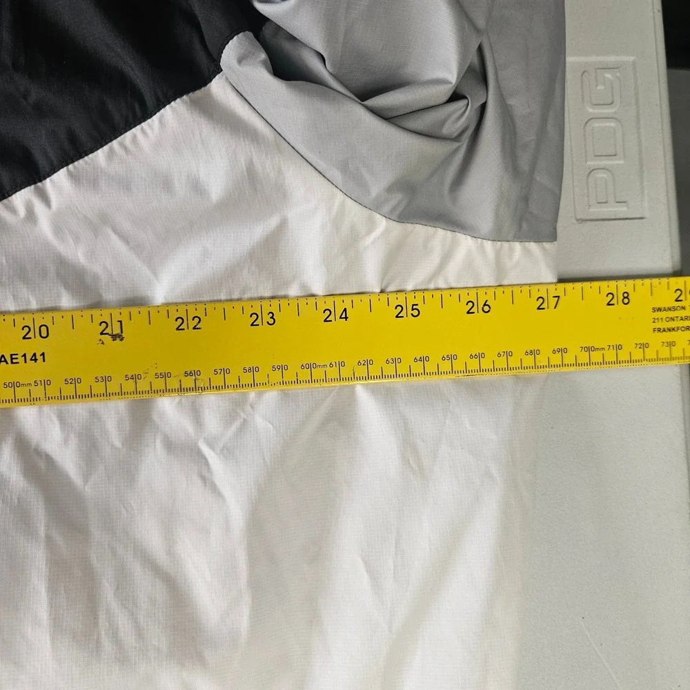 Nike Windrunner Hooded Windbreaker Jacket Black White‎ Grey 2XL 727324-101